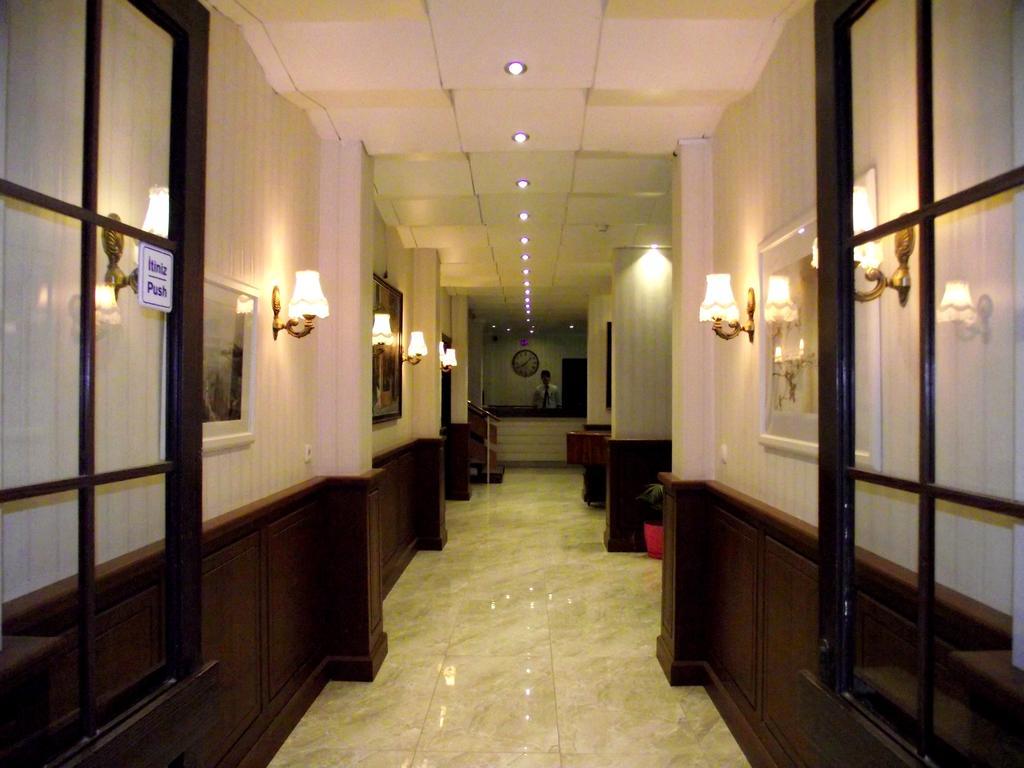 Akman Hotel Kusadasi Exterior photo