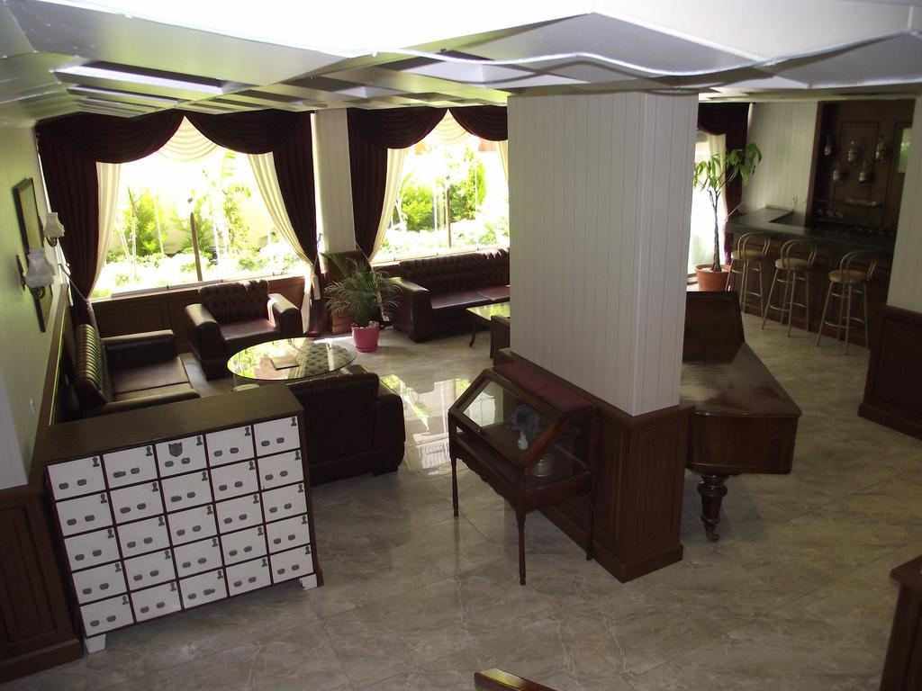 Akman Hotel Kusadasi Exterior photo